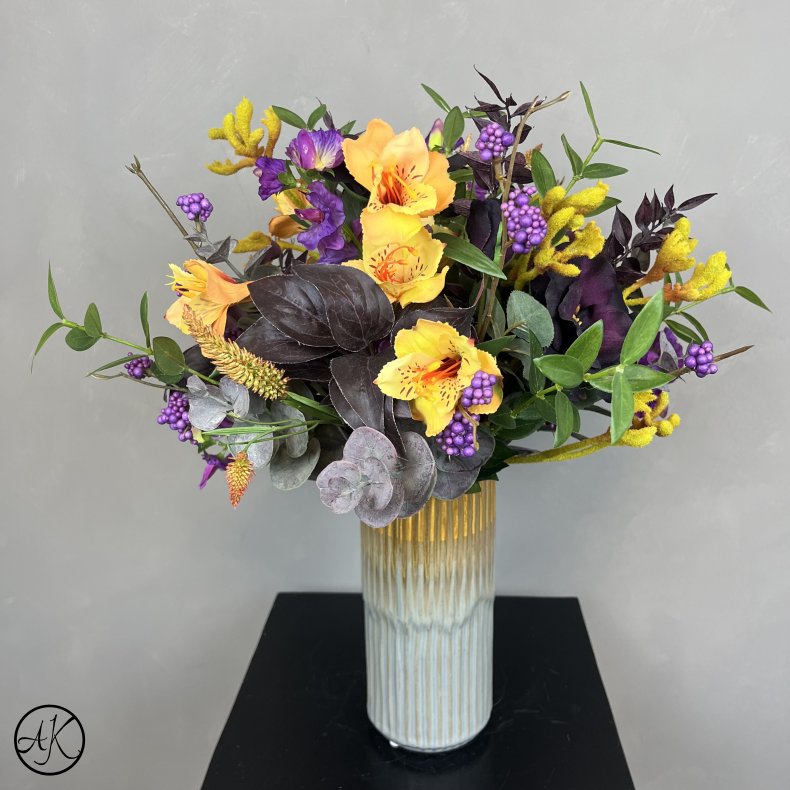 Kunstig Buket - Mrk Blomme og Orange Twist