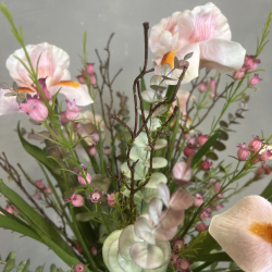 Kunstig Buket - Lyserd Iris