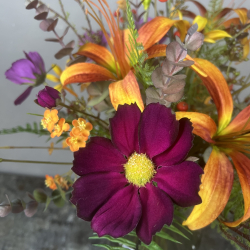 Kunstig Buket - Strlende Liljer (video buket)